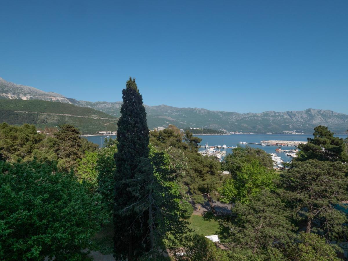 Apartments Garden Azure Μπούντβα Εξωτερικό φωτογραφία